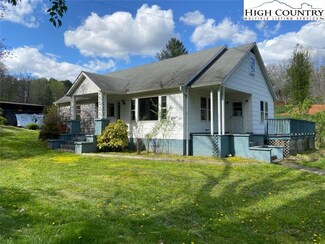 340 Double Island Rd, Burnsville, NC 28714