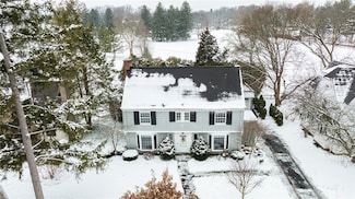 39 Brookside Dr, Rochester, NY 14618