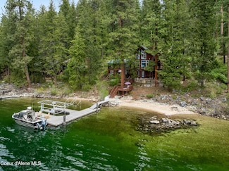108 Cutthroat Rd, Coolin, ID 83821