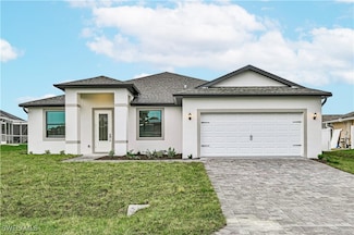 4521 Agualinda Blvd, Cape Coral, FL 33914
