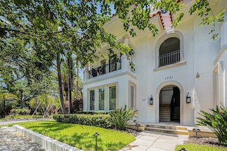 1731 W Watrous Ave Unit 202, Tampa, FL 33606