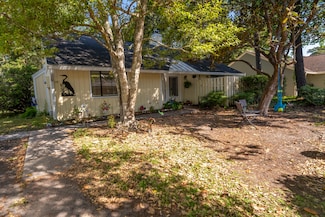 1116 Daffodil Ln, Mount Pleasant, SC 29464