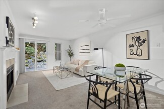 11109 NE 124th Ln Unit B106, Kirkland, WA 98034