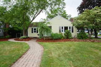 33 Federal St, West Hartford, CT 06110