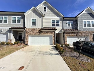 2008 Chipley Dr, Cary, NC 27519