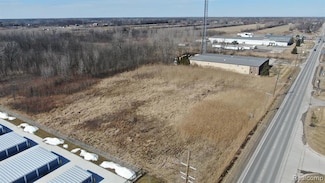 6210 King Rd, Marine City, MI 48039