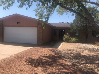 8804 Rough Rider Rd NE, Albuquerque, NM 87109