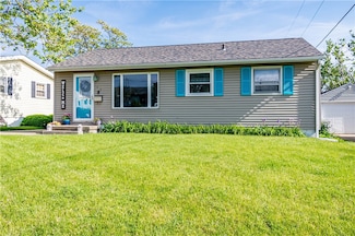 44 La Salle Dr, Decatur, IL 62521
