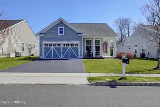 15 Lily Pond Ct, Howell Township, NJ 07731
