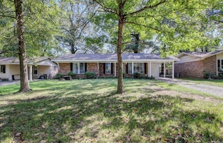 1005 Towering Oaks Dr, Jacksonville, AR 72076