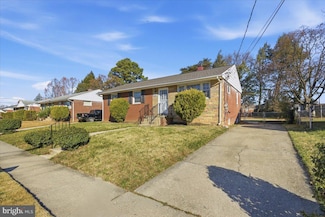 6618 Lacona St, District Heights, MD 20747