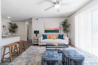 200 Hollow Tree Ln Unit 1026-1, Houston, TX 77090