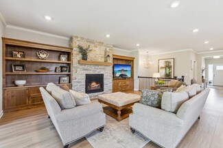 8014 Walnut Ln, Hamel, MN 55340