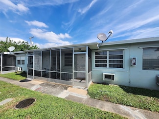 2211 Lincoln St Unit 9, Hollywood, FL 33020