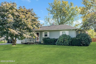2913 Garfield St, Wall Township, NJ 07719
