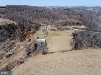 138 Gamble Rd, Fawn Grove, PA 17321