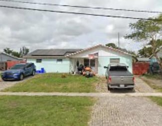 4945 Sunny Lane Ave, West Palm Beach, FL 33415
