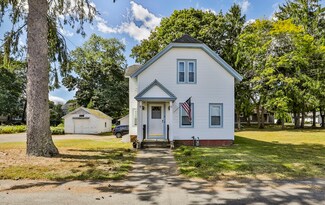 6 Anderson St, Taunton, MA 02780