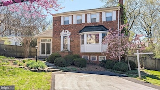 6418 22nd St N, Arlington, VA 22205