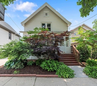 218 S Marquette St, Madison, WI 53704