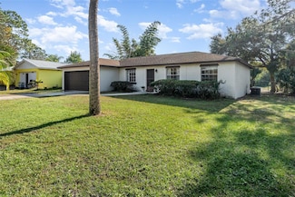 306 Loch Low Dr, Sanford, FL 32773