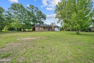 1371 Deadening Rd, Chipley, FL 32428