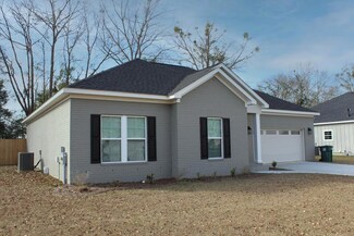153 Memory Ln, Eufaula, AL 36027