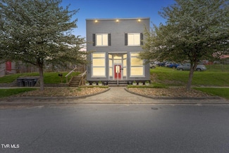 809 E Sullivan St, Kingsport, TN 37660