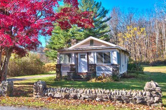 207 Buckwheat Hollow Rd, Monroe Township, PA 18618
