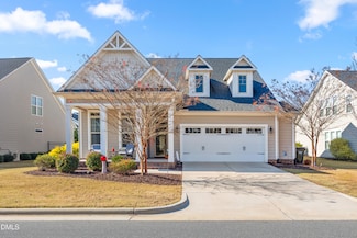 33 Village Walk Dr, Chapel Hill, NC 27517