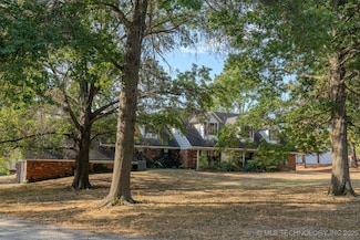 8202 E 485 Rd, Claremore, OK 74019