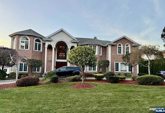 62 Johnson Ave, Englewood Cliffs, NJ 07632