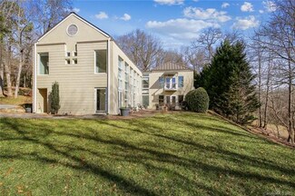1227 Jules Ct, Charlotte, NC 28226