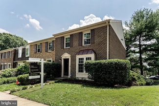 7409 Adams Park Ct, Annandale, VA 22003