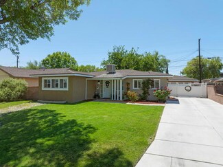 1408 W Avenue H 14, Lancaster, CA 93534
