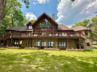 4505 Pine Point Cir NW, Walker, MN 56484