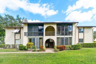 103 Lake Pine Cir Unit B-2, Greenacres, FL 33463