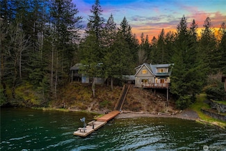 9204 Silver Lake Rd, Maple Falls, WA 98266