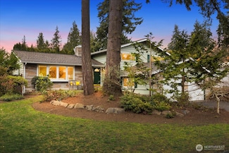 312 NW 199th St, Shoreline, WA 98177
