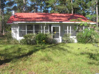 6305 Cox Lake Rd, Mullins, SC 29574