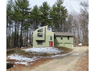 128 Sargent Rd, Sunapee, NH 03782