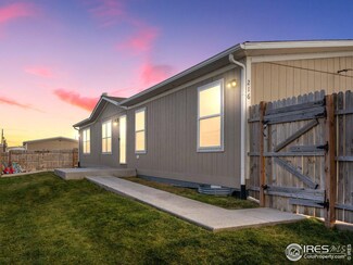 216 Osage Dr, Log Lane Village, CO 80705