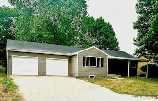 1515 N 2nd St, Arkansas City, KS 67005