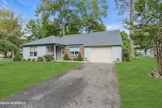 706 Orchid St, Whiting, NJ 08759