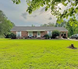 2800 Summit Dr SW, Bogue Chitto, MS 39629