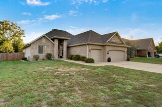 928 E Ozark Jubilee, Nixa, MO 65714