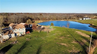 26609 S Red Bud Rd, Freeman, MO 64746