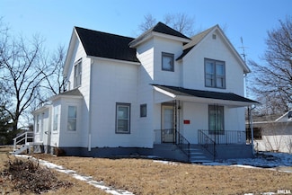 522 W Hail St, Bushnell, IL 61422