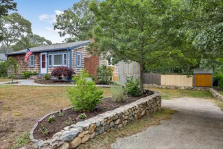 12 Great Western Rd, South Dennis, MA 02660