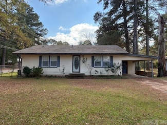 419 E 13th St, Hope, AR 71801